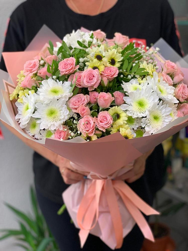 Букет цветов из: Розы и Хризантемы в Богдановке