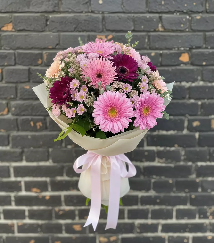 Букет цветов из: Герберы и Хризантемы в Богдановке