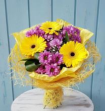 Букет цветов из:  Хризантемы и Герберы в Богдановке