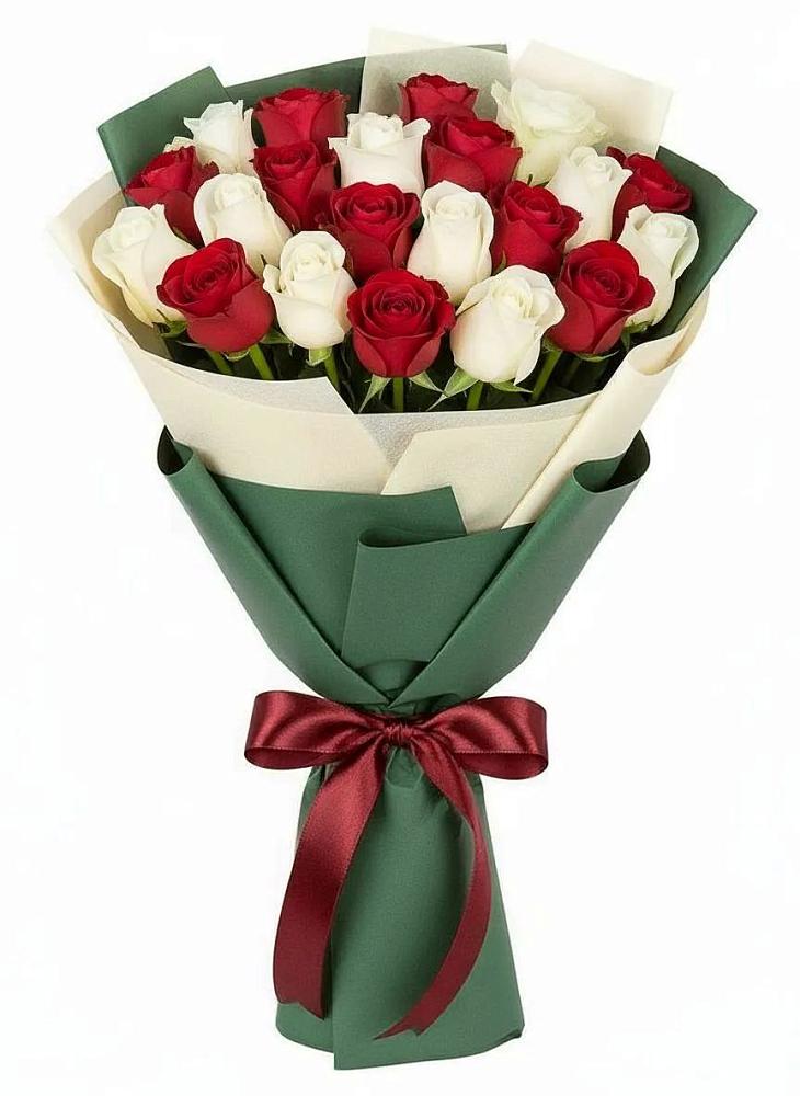 Букет Микс из красных и белых роз в Богдановке