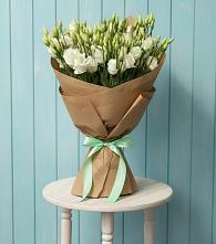 Букет цветов из:  Лизиантусы в Богдановке