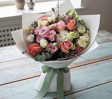 Букет цветов из:  Розы, Лизиантусы и Гвоздики #REPLACE_PRED# Богдановке