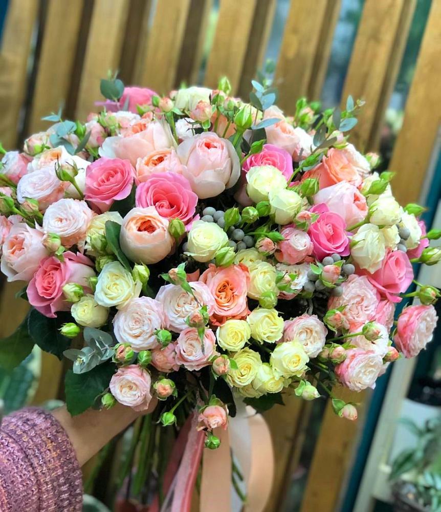 Букет цветов из: Розы в Богдановке